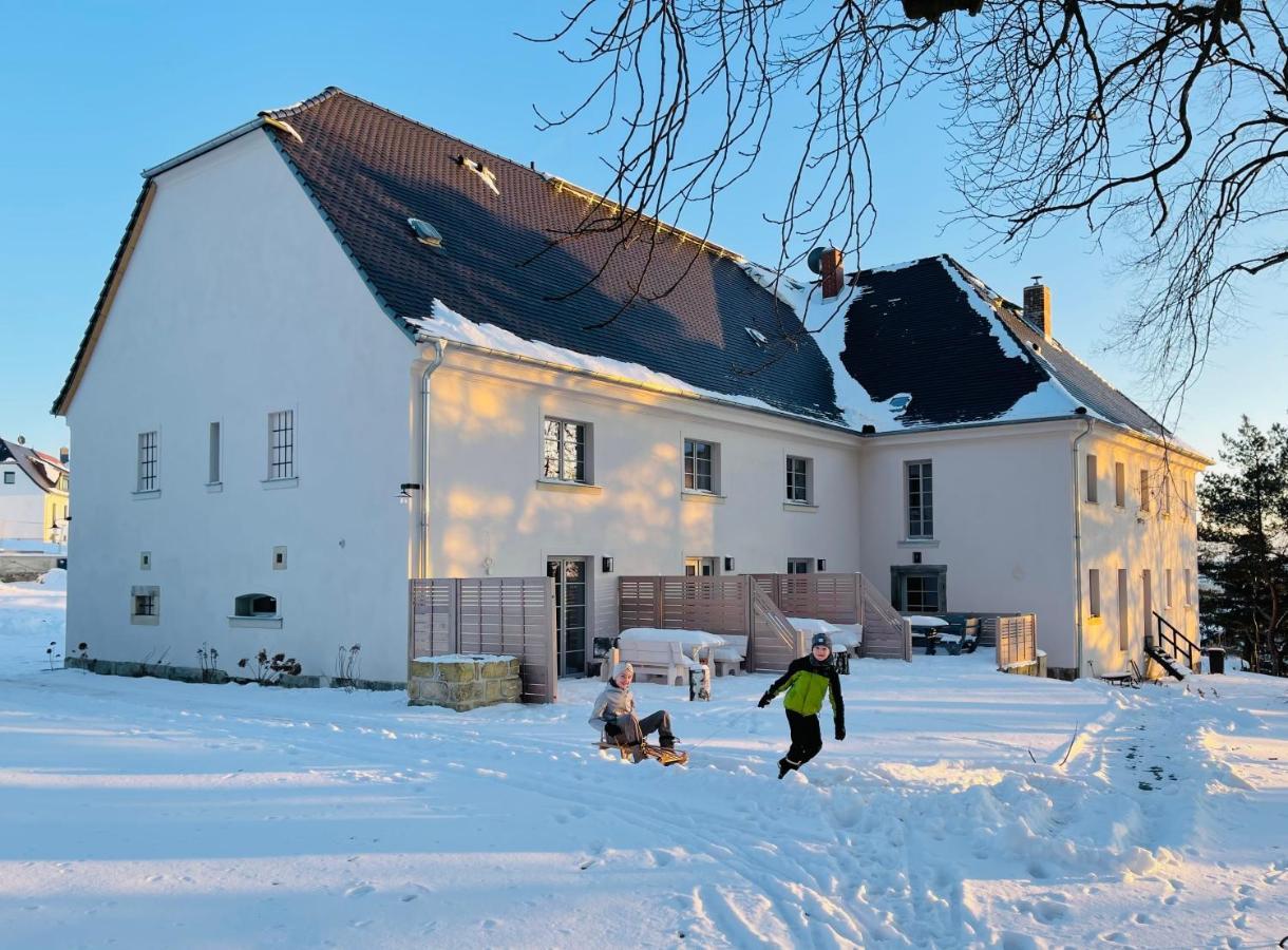 Farmhouse Eckartsberg Im Zittauer Gebirge - Gemuetliche Und Moderne Ferienwohnungen Mit Terrasse Ngoại thất bức ảnh