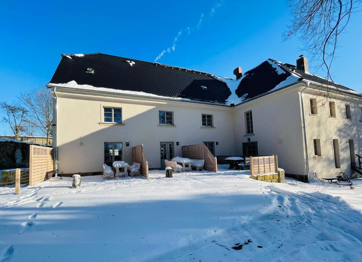 Farmhouse Eckartsberg Im Zittauer Gebirge - Gemuetliche Und Moderne Ferienwohnungen Mit Terrasse Ngoại thất bức ảnh