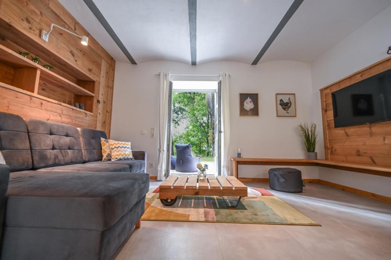 Farmhouse Eckartsberg Im Zittauer Gebirge - Gemuetliche Und Moderne Ferienwohnungen Mit Terrasse Ngoại thất bức ảnh