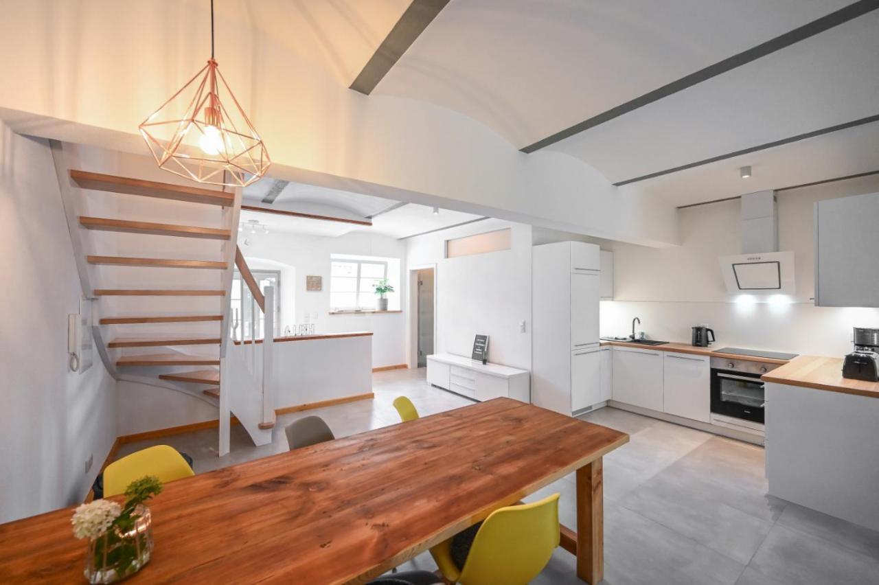 Farmhouse Eckartsberg Im Zittauer Gebirge - Gemuetliche Und Moderne Ferienwohnungen Mit Terrasse Ngoại thất bức ảnh